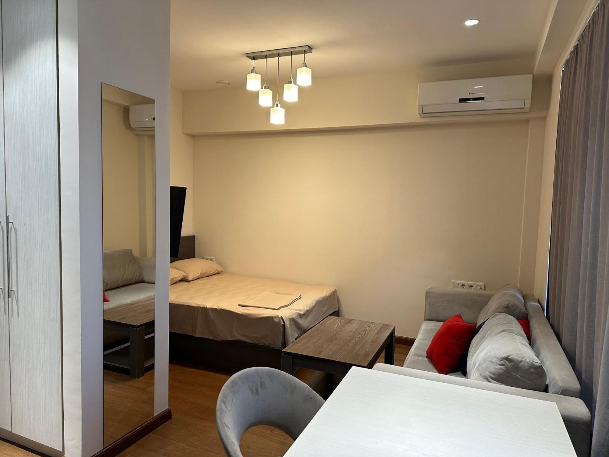 Wonderful Apartment In Republic Square, City Center Erivan Dış mekan fotoğraf